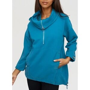 Liv by Habitat Fleece toggle zip pullover‎ Size Medium NWT